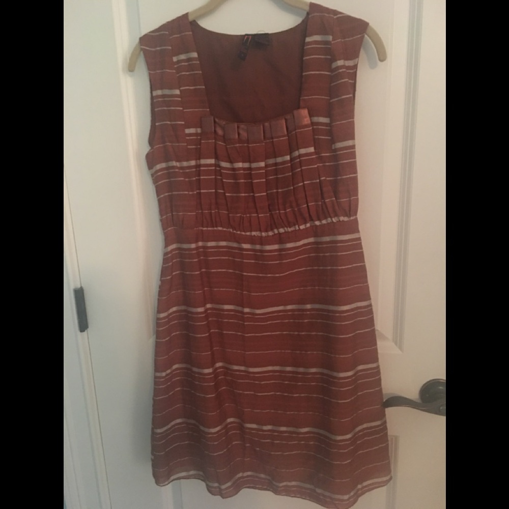 Very cute brown & white summer dress. Size 4